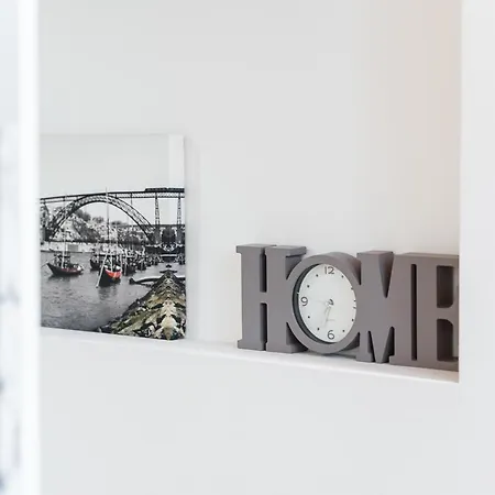Guestready - Minimalist Loft In The Heart Of Apartment Porto